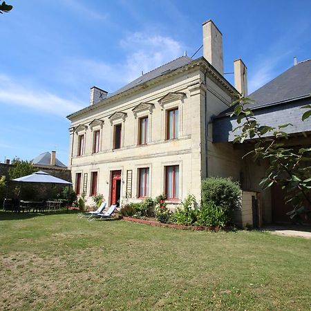 Domaine Des Roses Bed & Breakfast Vaudelnay Dış mekan fotoğraf